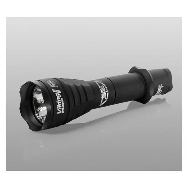 Тактический фонарь Armytek Viking Pro XHP50 (теплый свет)